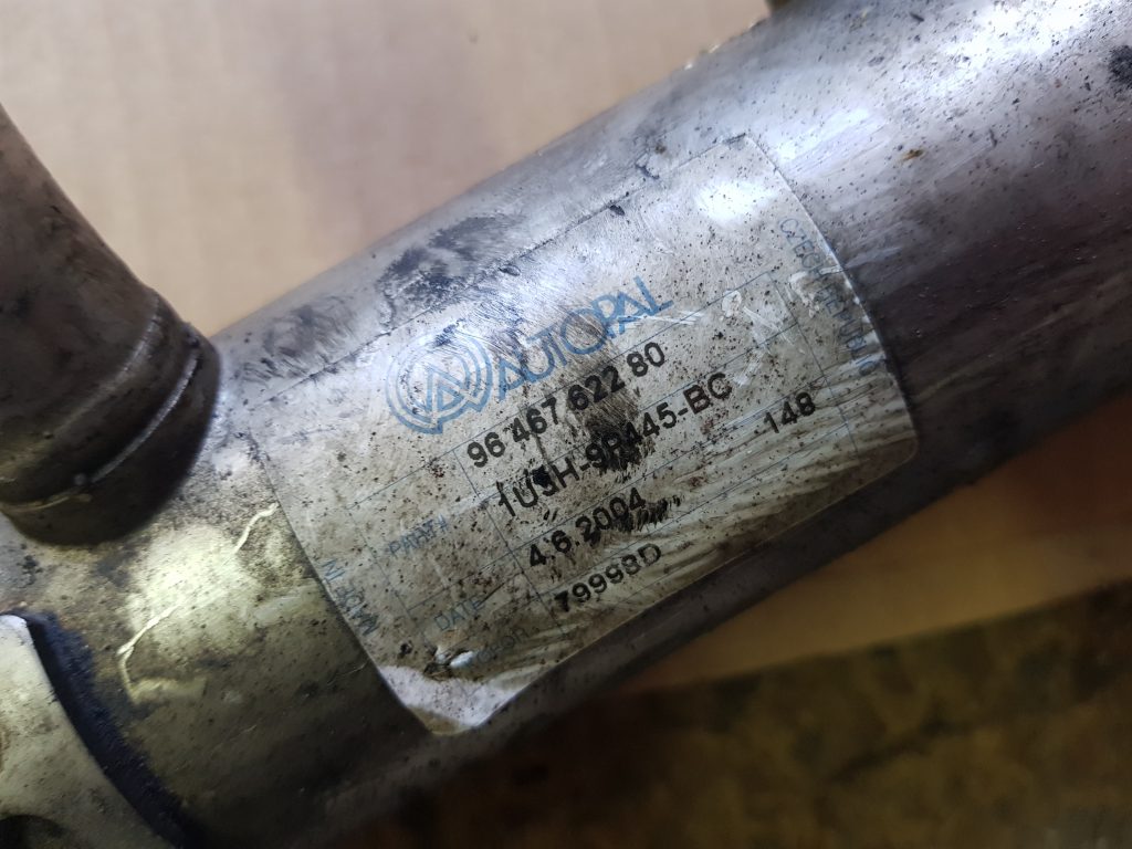 EGR vārsta dzesētājs priekš PEUGEOT 407 2004 2 EGR vārsta dzesētājs priekš PEUGEOT 407 2004