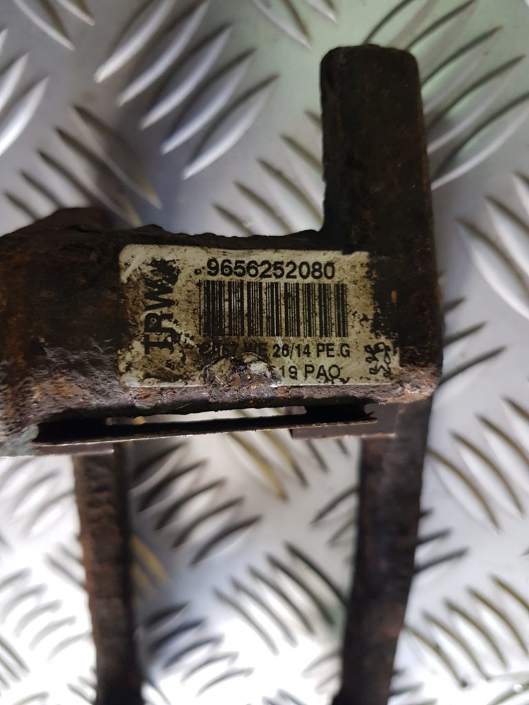 Priekšējā kreisā suporta rāmis priekš PEUGEOT 407 2004 2 Priekšējā kreisā suporta rāmis priekš PEUGEOT 407 2004