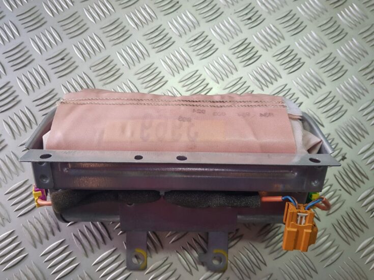 Mērinstrumentu paneļa drošības spilvens priekš VOLVO XC70 2004