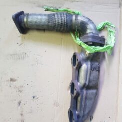 Izplūdes kolektors priekš AUDI A4 2005