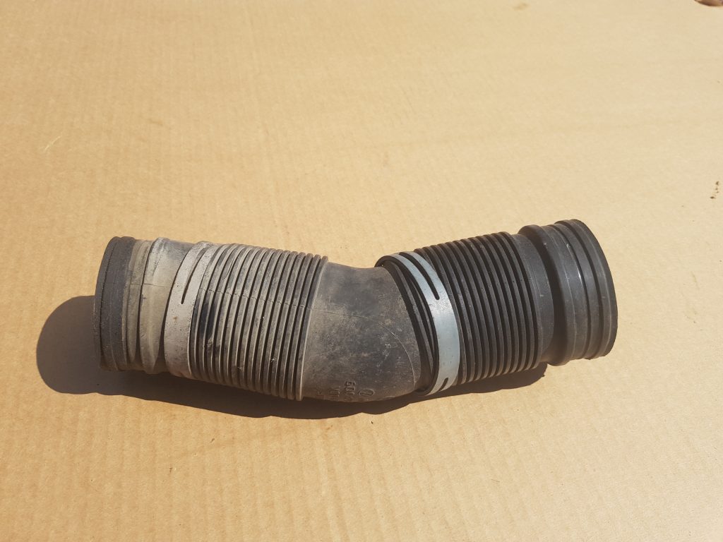 Gaisa filtra korpusa caurule priekš VW POLO 2005 1 Gaisa filtra korpusa caurule priekš VW POLO 2005