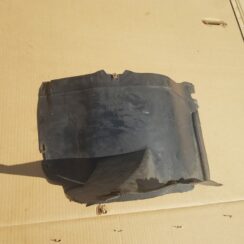 Priekšējais labais paspārns priekš VW GOLF 5 2006