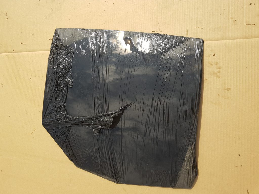 Aizmugurējo labo durvju stikls priekš VW GOLF 5 2006 1 Aizmugurējo labo durvju stikls priekš VW GOLF 5 2006