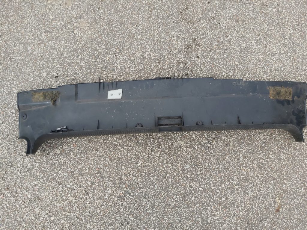 Bagažnieka nodalījuma sliekšņa uzlika priekš AUDI A4 1996 1 Bagažnieka nodalījuma sliekšņa uzlika priekš AUDI A4 1996