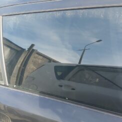 Aizmugurējo labo durvju stikls priekš OPEL ASTRA H STATION WAGON 2009