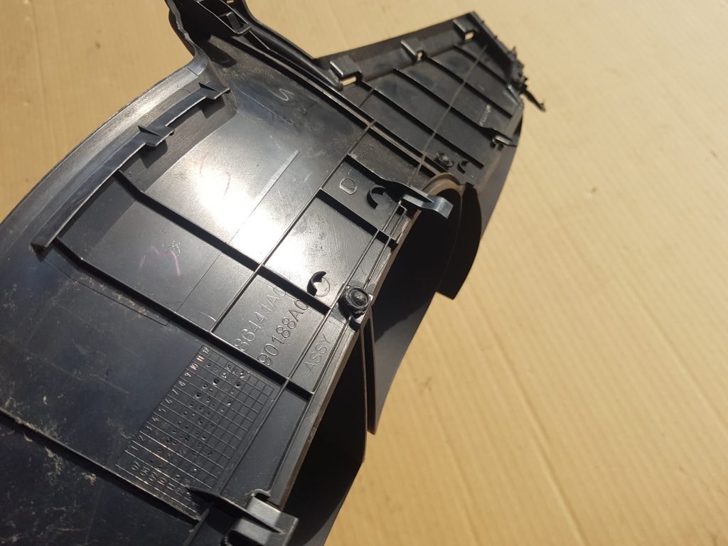 Spidometra apdare priekš TOYOTA VERSO 2012 2 Spidometra apdare priekš TOYOTA VERSO 2012