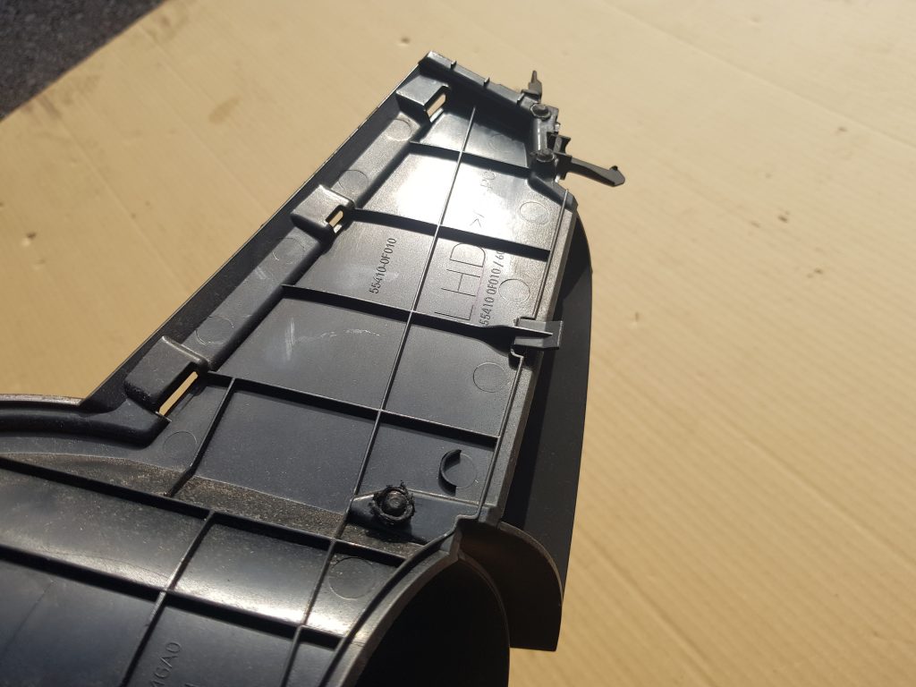 Spidometra apdare priekš TOYOTA VERSO 2012 3 Spidometra apdare priekš TOYOTA VERSO 2012