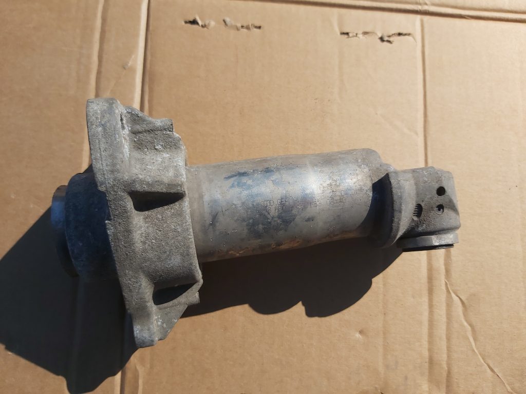 Priekšēja bufera kronšteins priekš AUDI A4 2001 1 Priekšēja bufera kronšteins priekš AUDI A4 2001