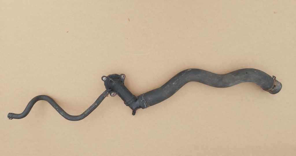 Termostata korpuss priekš OPEL INSIGNIA SPORTS TOURER 2010 1 Termostata korpuss priekš OPEL INSIGNIA SPORTS TOURER 2010