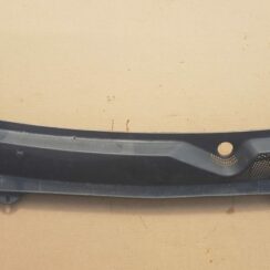 Vējstikla uzlikas (deflektora) režģis priekš OPEL INSIGNIA SPORTS TOURER 2010