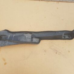 Bagāžnieka nodalījuma plastmasa priekš TOYOTA COROLLA VERSO 2008