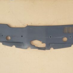 Radiatoru augšēja uzlika priekš TOYOTA COROLLA VERSO 2008