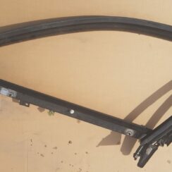 Durvju rāmis priekš AUDI A4 2005