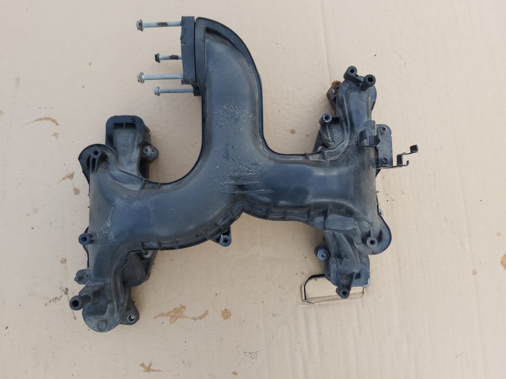 Ieplūdes kolektors priekš AUDI A7 2011 SPORTBACK 2 Ieplūdes kolektors priekš AUDI A7 2011 SPORTBACK