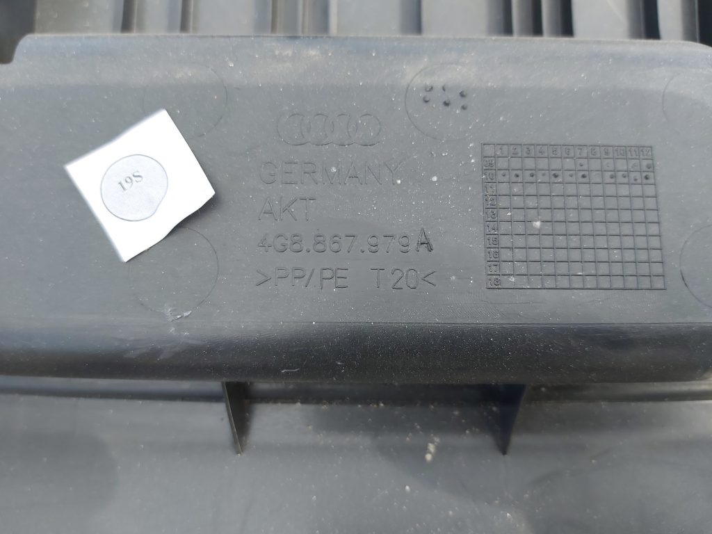 Bagāžnieka vāka liela apdare priekš AUDI A7 2011 SPORTBACK 2 Bagāžnieka vāka liela apdare priekš AUDI A7 2011 SPORTBACK