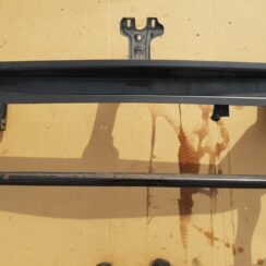 Priekšējā bufera pastiprinātājs priekš VW GOLF 2014