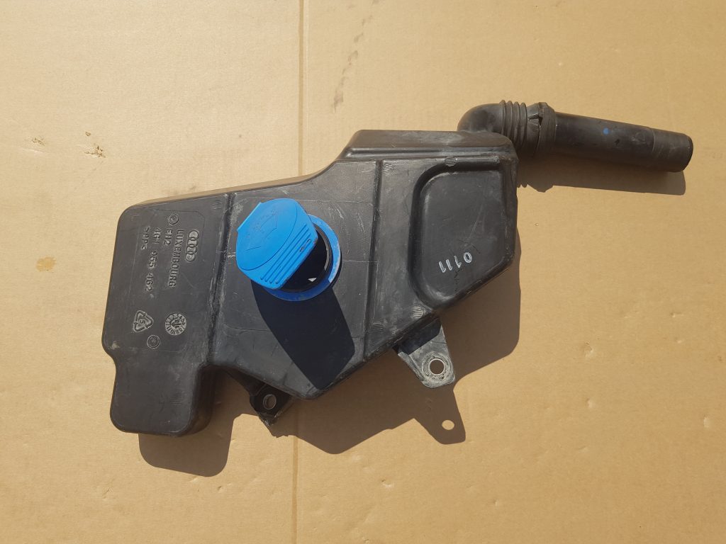 Mazgātāja šķidruma tvertne priekš AUDI A7 2011 SPORTBACK 1 Mazgātāja šķidruma tvertne priekš AUDI A7 2011 SPORTBACK