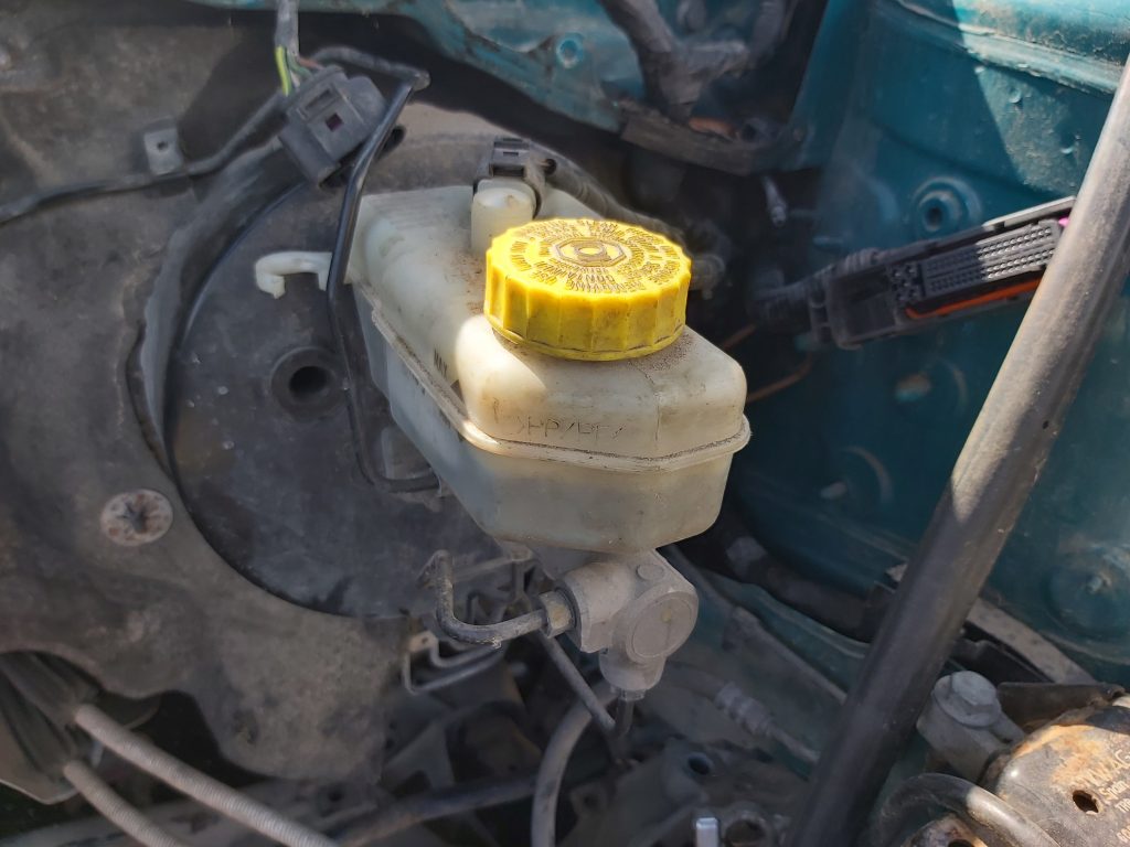 Bremžu pastiprinātāja galvenais cilindrs priekš ŠKODA FABIA 2003 1 Bremžu pastiprinātāja galvenais cilindrs priekš ŠKODA FABIA 2003