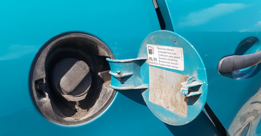 Degvielas tvertnes vāks priekš ŠKODA FABIA 2003 1 Degvielas tvertnes vāks priekš ŠKODA FABIA 2003