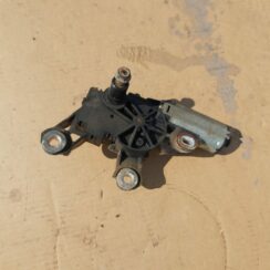 Aizmugurējā stikla tīrītāja motors priekš ŠKODA FABIA 2003