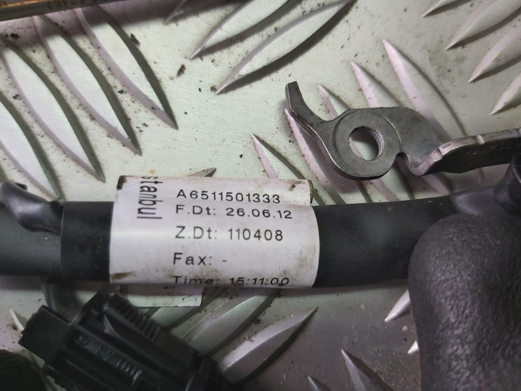 Kvēlsveču vadi priekš MERCEDES BENZ E250 W212 2014 2 Kvēlsveču vadi priekš MERCEDES BENZ E250 W212 2014