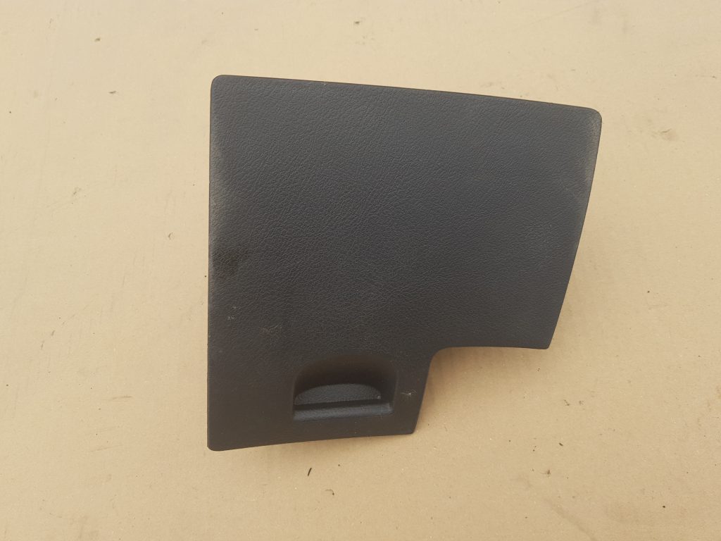 Mantu glabāšanas nodalījums vadītāja pusē priekš PEUGEOT 407 2004 1 Mantu glabāšanas nodalījums vadītāja pusē priekš PEUGEOT 407 2004