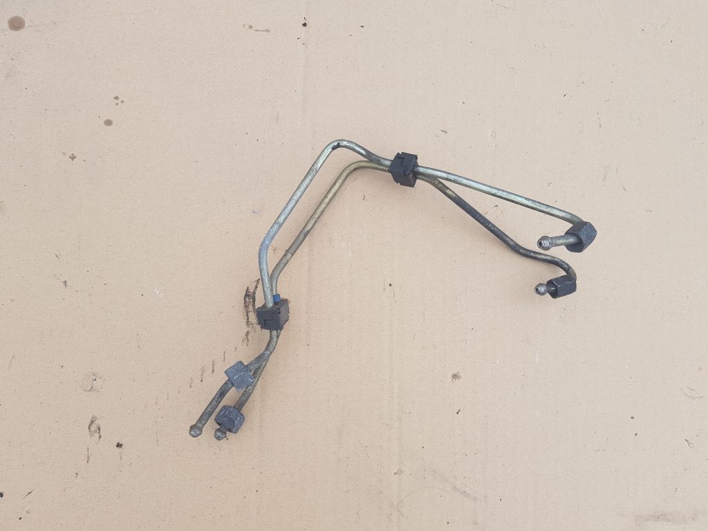 Degvielas caurules savienojums priekš PEUGEOT 407 2004 1 Degvielas caurules savienojums priekš PEUGEOT 407 2004