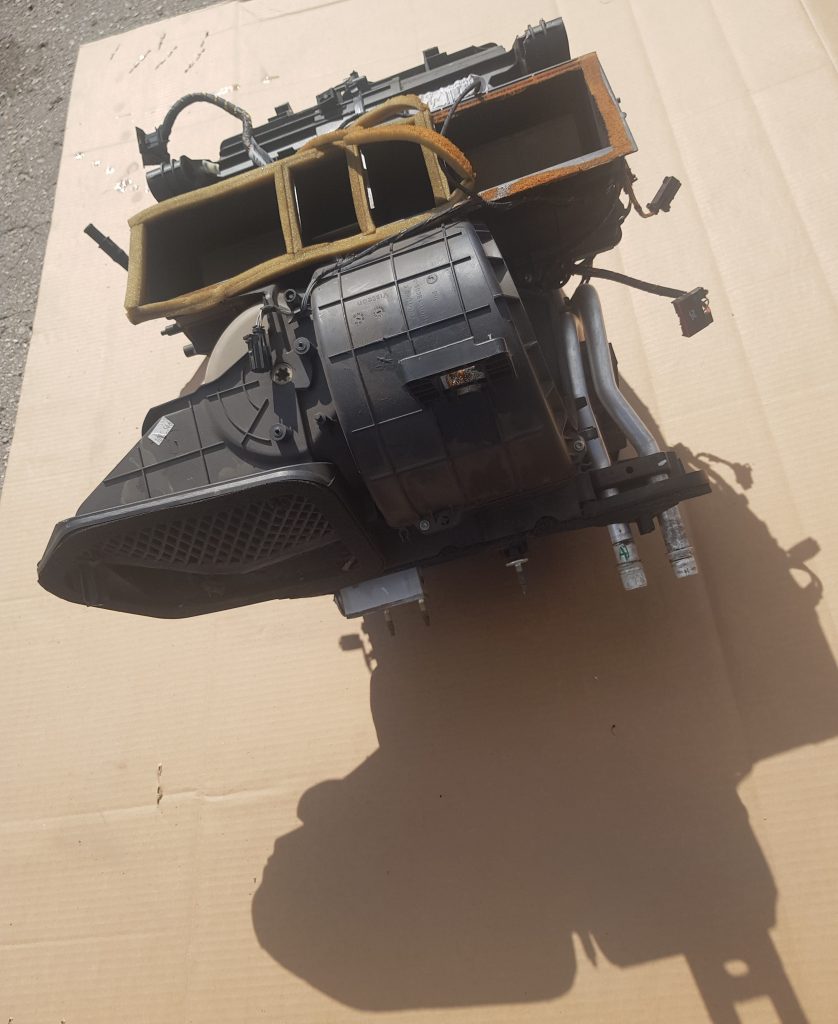 Salona sildītājs priekš PEUGEOT 407 2005 2 Salona sildītājs priekš PEUGEOT 407 2005