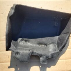 Bagāžnieka nodalījuma sānu apdare priekš MERCEDES BENZ E250 W212 2014