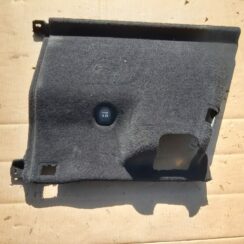 Bagāžnieka nodalījuma sānu apdare priekš MERCEDES BENZ E250 W212 2014