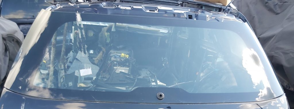 Aizmugures stikls priekš MERCEDES BENZ E250 W212 2014 1 Aizmugures stikls priekš MERCEDES BENZ E250 W212 2014