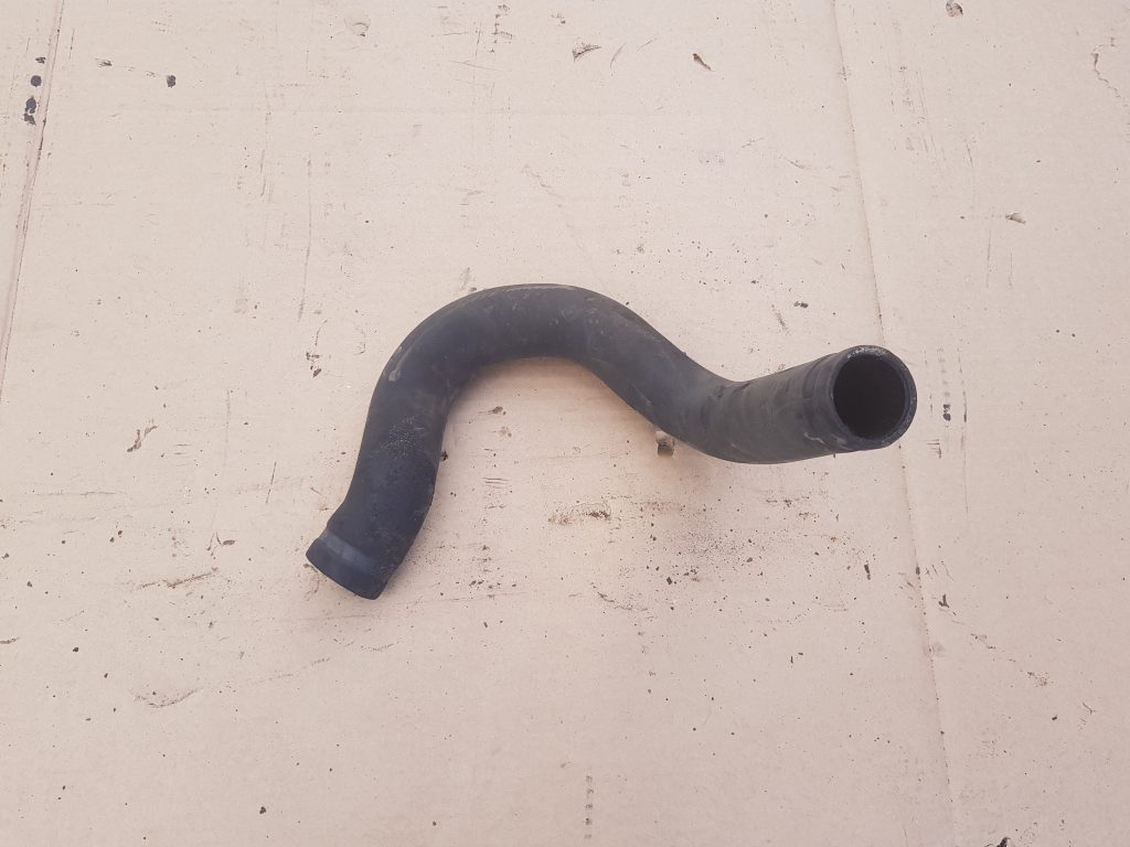 Interkulera caurule priekš NISSAN X-TRAIL 2007 1 Interkulera caurule priekš NISSAN X-TRAIL 2007