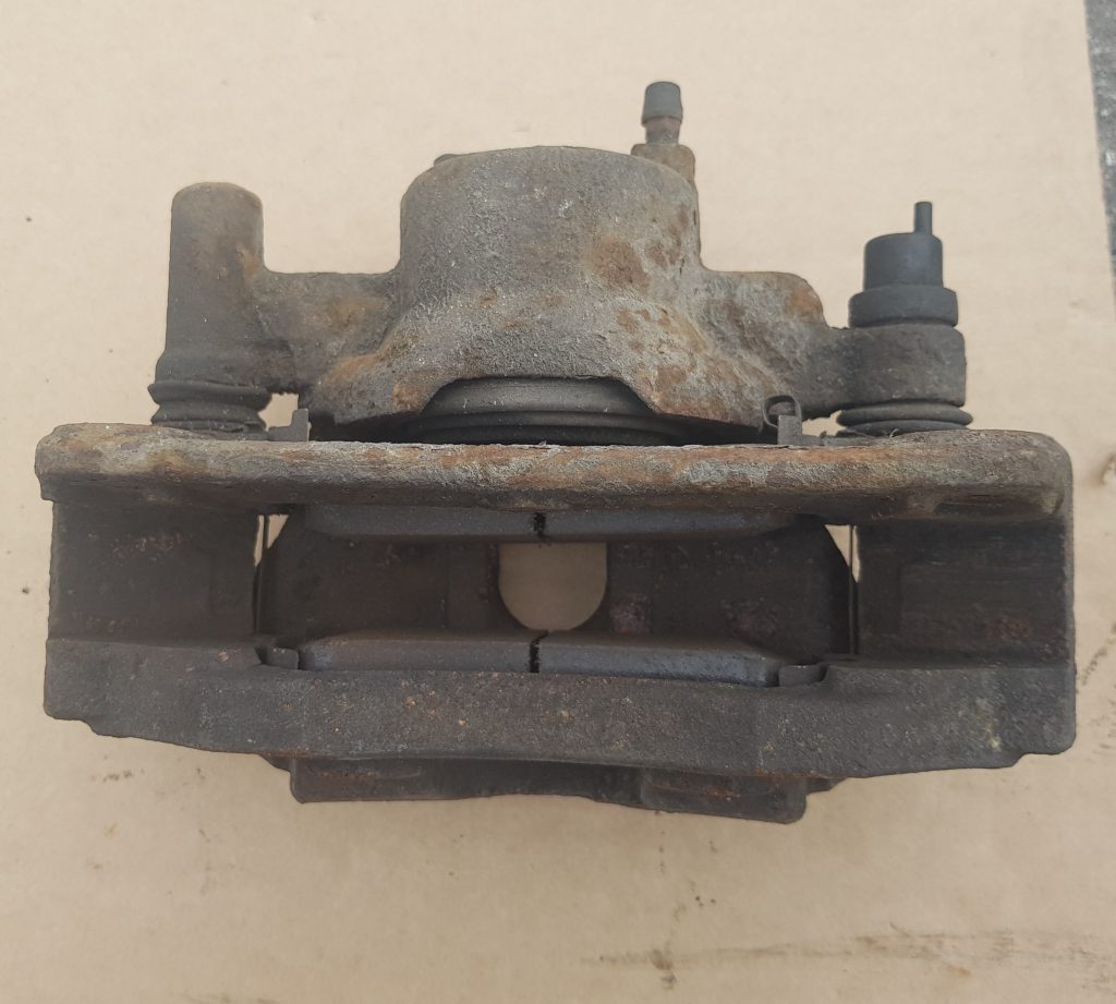 Priekšējais labais suports priekš MAZDA 6 2006 2 Priekšējais labais suports priekš MAZDA 6 2006