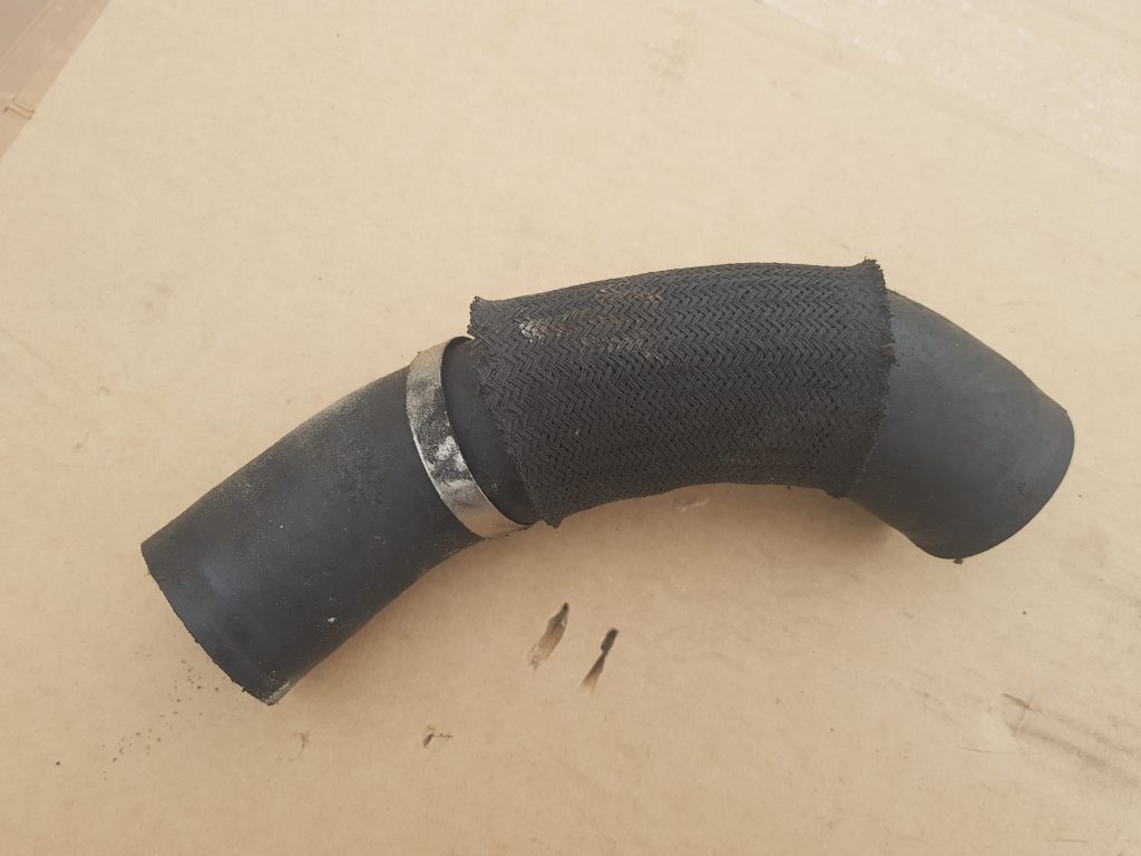 Interkulera caurule priekš MAZDA 6 2006 1 Interkulera caurule priekš MAZDA 6 2006