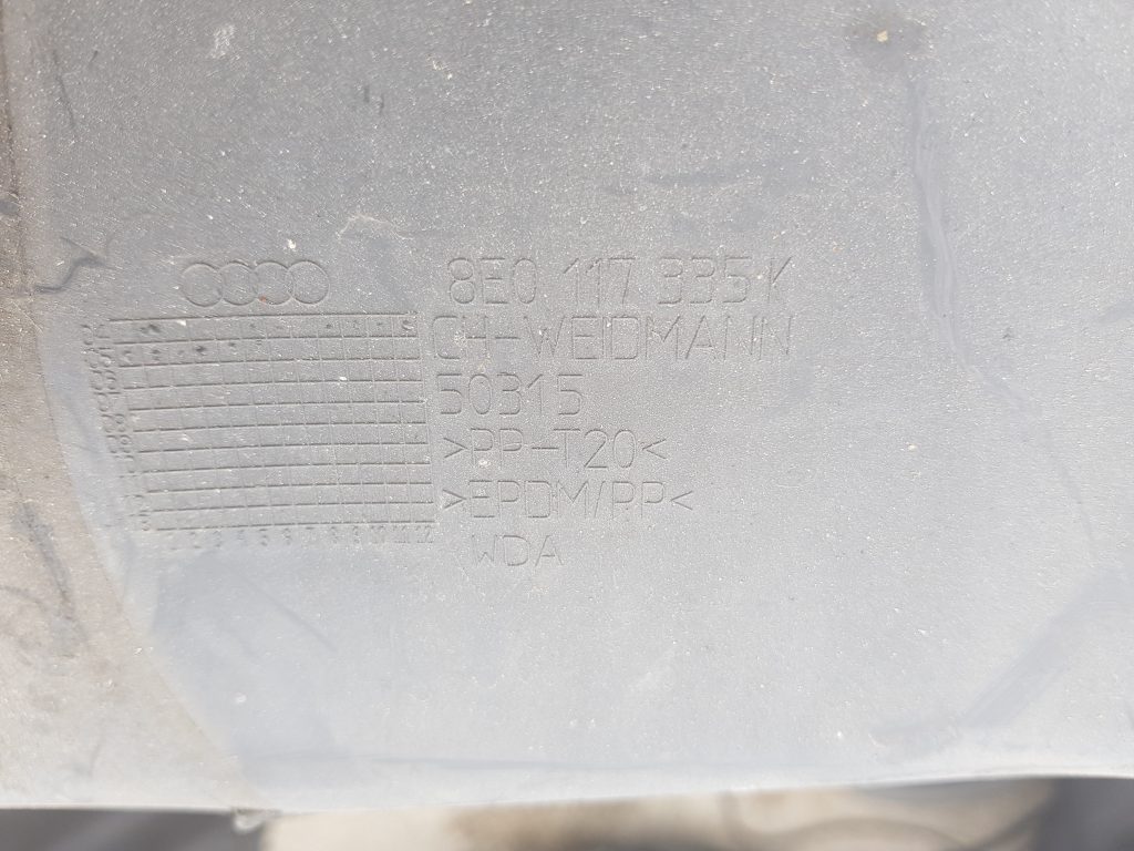 Ieplūdes gaisa deflektors/Difuzors priekš AUDI A4 2005 2 Ieplūdes gaisa deflektors/Difuzors priekš AUDI A4 2005