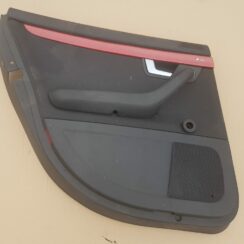Aizmugurējo kreiso durvju apdare priekš AUDI A4 2005