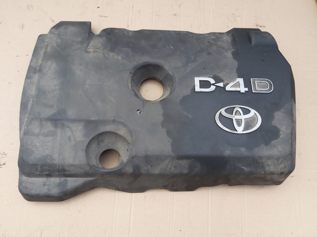 Dzinēja dekoratīvais vāks priekš TOYOTA COROLLA VERSO 2009 1 Dzinēja dekoratīvais vāks priekš TOYOTA COROLLA VERSO 2009