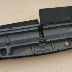 Bagāžnieka nodalījuma instrumentu ieliktnis priekš TOYOTA COROLLA VERSO 2009