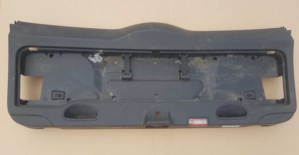 Bagāžnieka vāka liela apdare priekš BMW 530D E61 2006 TOURING TITANSILVER 1 Bagāžnieka vāka liela apdare priekš BMW 530D E61 2006 TOURING TITANSILVER