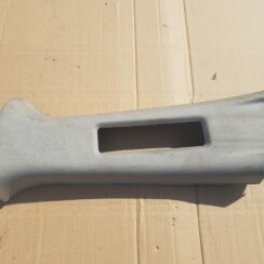 Vidējas salona statnes apdare priekš CITROEN C4 2018