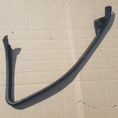 Priekšējo labo durvju moldings priekš BMW 530D E61 2006 TOURING TITANSILVER