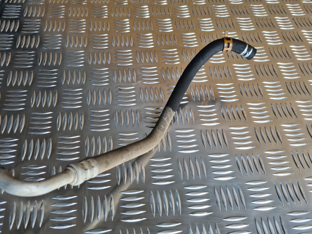 Gaisa kondicioniera galvenā caurule priekš DACIA LODGY 2014 3 Gaisa kondicioniera galvenā caurule priekš DACIA LODGY 2014