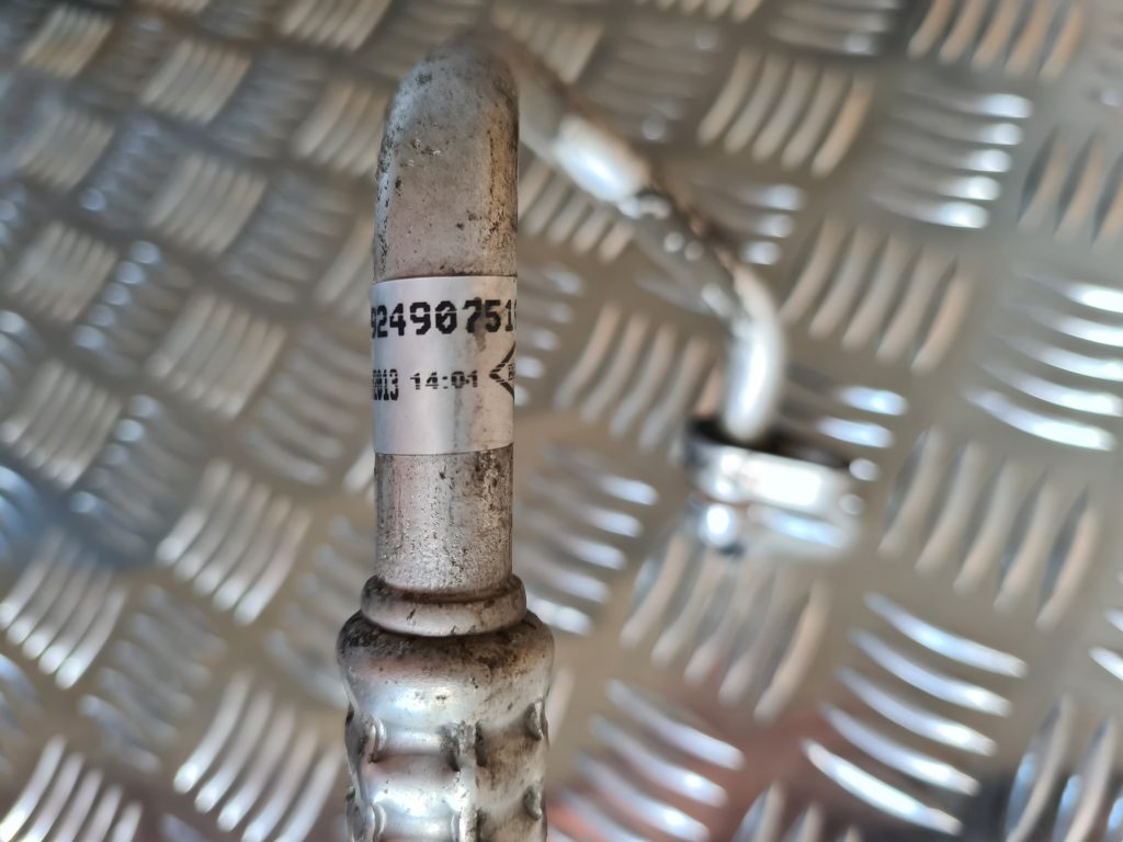 Gaisa kondicioniera caurule priekš DACIA LODGY 2014 2 Gaisa kondicioniera caurule priekš DACIA LODGY 2014