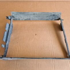 Priekšējā radiatora rāmis priekš DACIA LODGY 2014