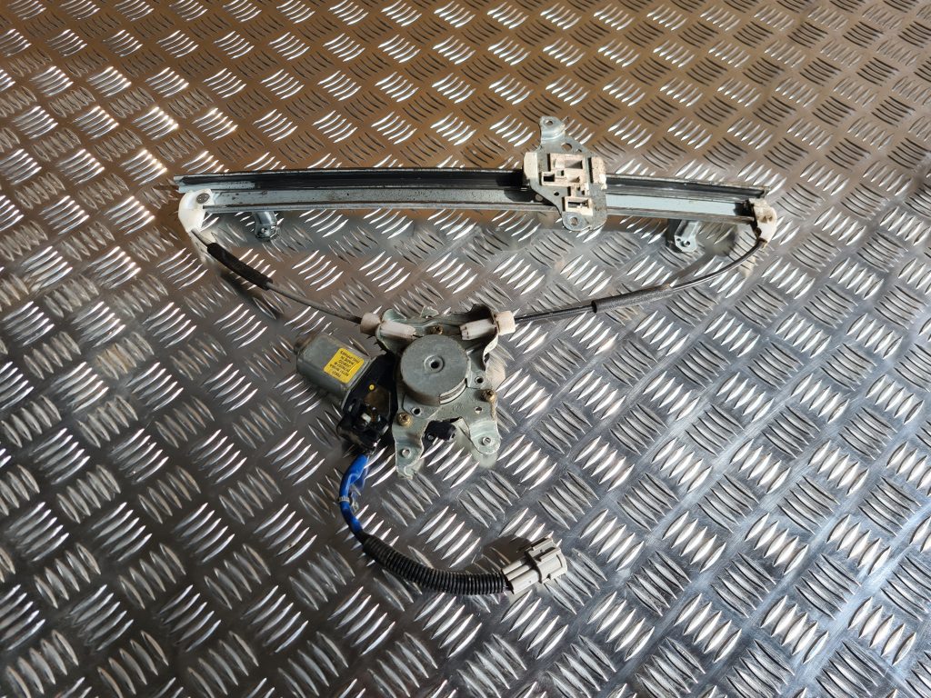 Stikla pacelšanas mehānisms aizmugurējais kreisais priekš NISSAN X-TRAIL 2005 1 Stikla pacelšanas mehānisms aizmugurējais kreisais priekš NISSAN X-TRAIL 2005