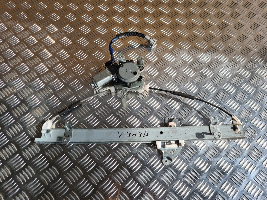 Stikla pacelšanas mehānisms aizmugurējais kreisais priekš NISSAN X-TRAIL 2005 3 Stikla pacelšanas mehānisms aizmugurējais kreisais priekš NISSAN X-TRAIL 2005