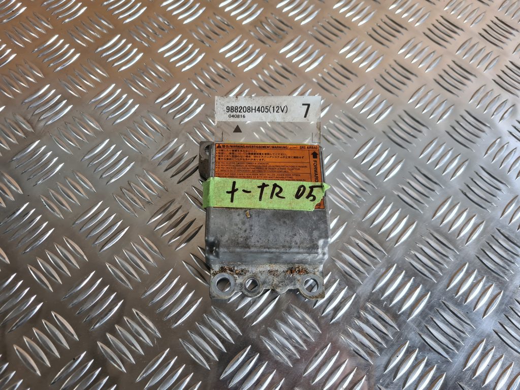 Drošības spilvena vadības bloks priekš NISSAN X-TRAIL 2005 1 Drošības spilvena vadības bloks priekš NISSAN X-TRAIL 2005