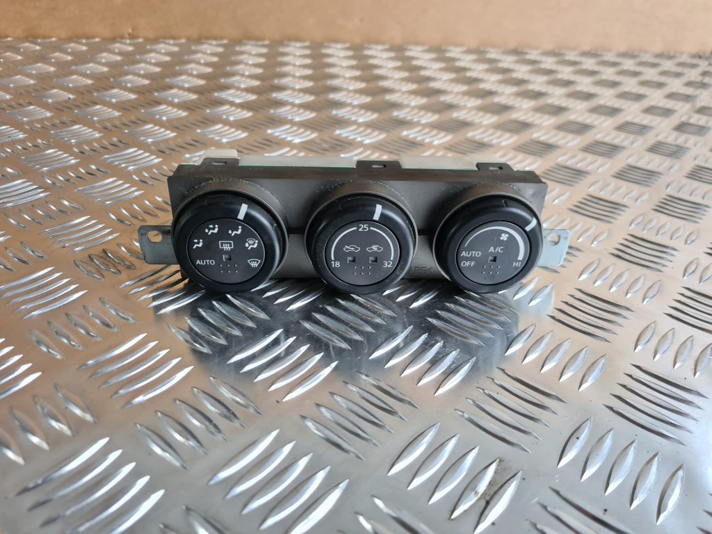 Klimata kontroles bloks priekš NISSAN X-TRAIL 2005 1 Klimata kontroles bloks priekš NISSAN X-TRAIL 2005