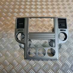 Mērinstrumentu paneļa gaisa vads, centrā priekš NISSAN X-TRAIL 2005