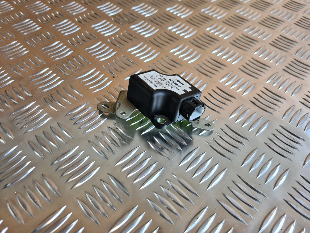 ESP ātruma devējs priekš NISSAN X-TRAIL 2005 2 ESP ātruma devējs priekš NISSAN X-TRAIL 2005